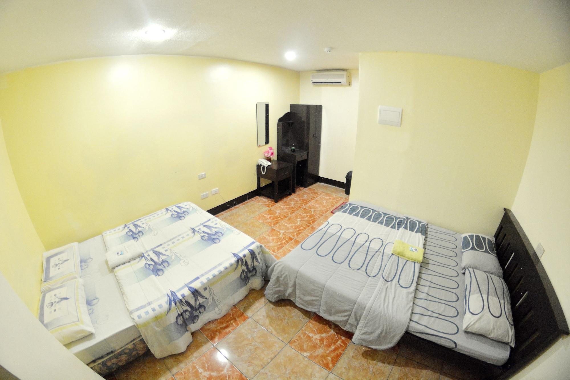 Honey Hunt House Hotell Cebu Exteriör bild